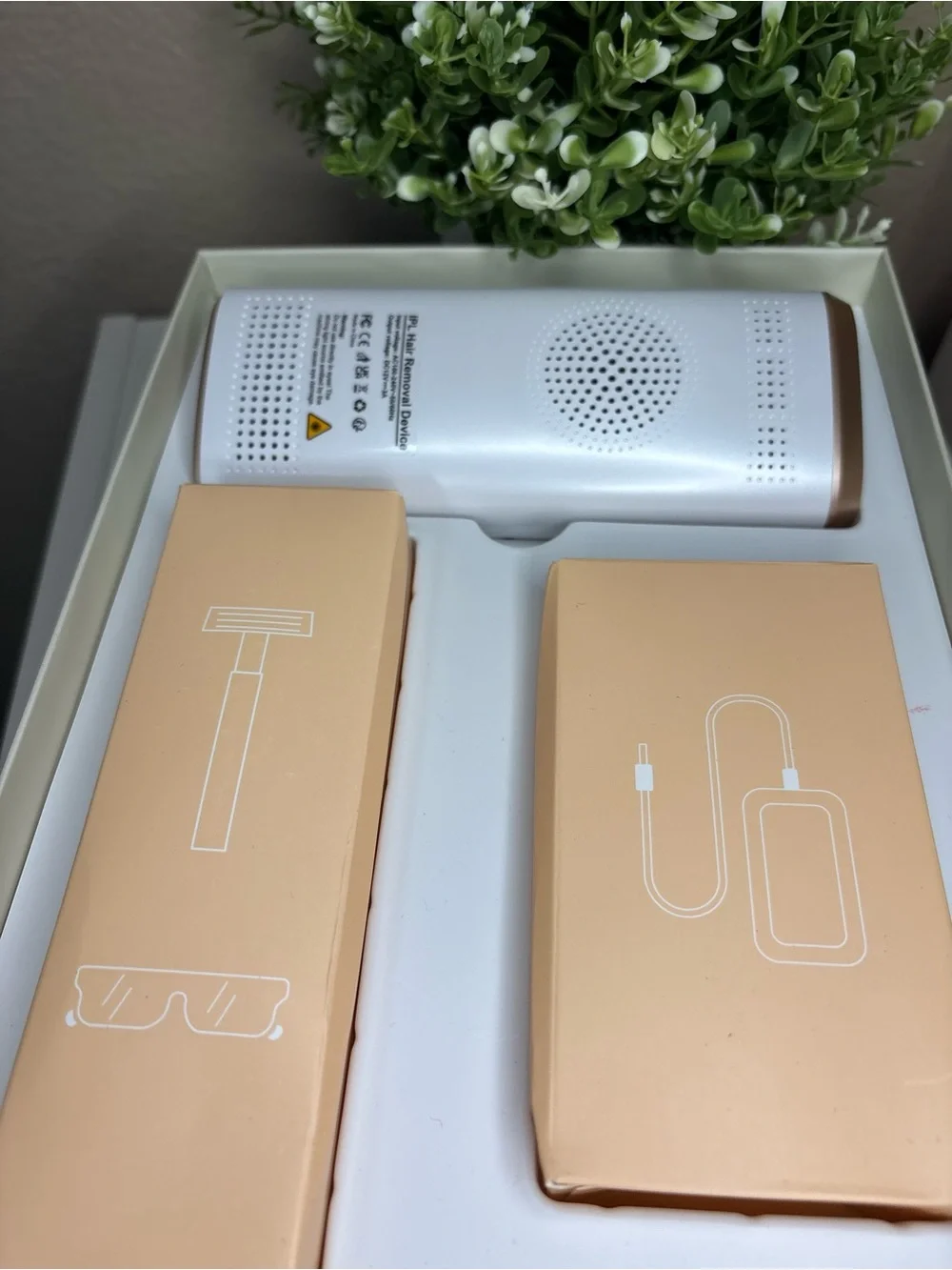 Ice-Cool White & Gold Hair Removal Device - Women Bath & Body